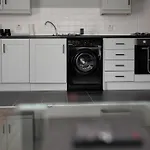 2 Bedroom Ground Floor Apartment
